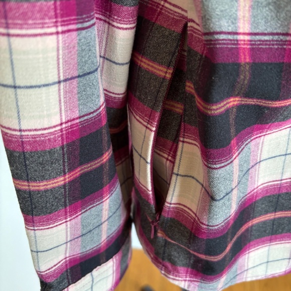 Royal Robbins Women's Plaid Button Down Shirt - Pink and Black - Picture 6 of 10